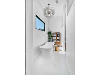 Luxury, comfort and lifestyle all come together on this one! - photo 30