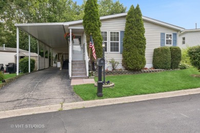 Lake Home For Sale in Crystal Lake, Illinois