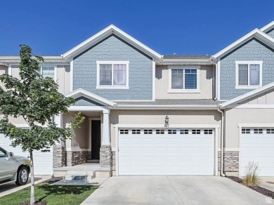 Lake Townhome/Townhouse For Sale in Orem, Utah