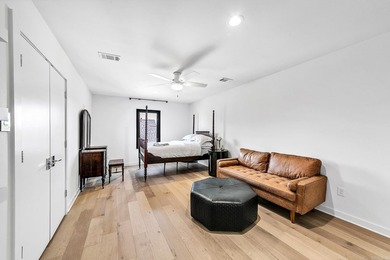 Luxury, comfort and lifestyle all come together on this one! - photo 33