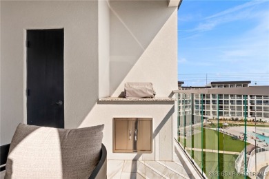Experience lake lifestyle from the top floor of furnished 3 - photo 37