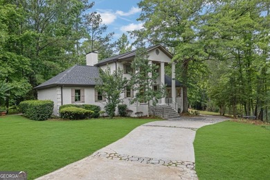 (private lake, pond, coastal) Home For Sale in Snellville Georgia