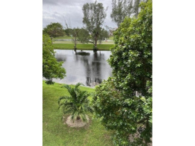 Lake Condo For Sale in Deerfield Beach, Florida