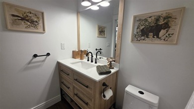 Nestled on 5 picturesque acres along the iconic Tunnel of Trees - photo 17
