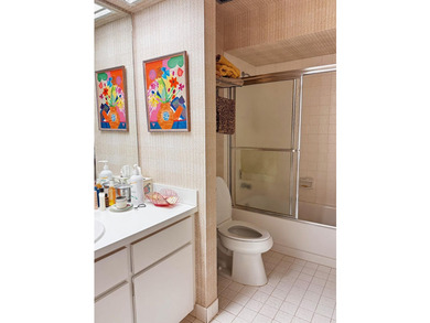 Welcome to Eastpointe Country Club, a highly desirable gated - photo 21