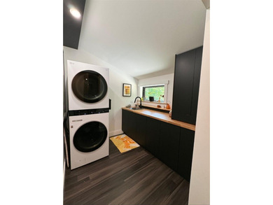 Nestled on 5 picturesque acres along the iconic Tunnel of Trees - photo 24