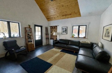 Nestled on 5 picturesque acres along the iconic Tunnel of Trees - photo 25