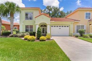 Lake Townhome/Townhouse For Sale in Lady Lake, Florida