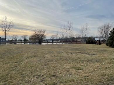 (private lake, pond, creek) Lot For Sale in Camargo Illinois