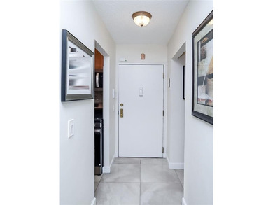 Welcome to this move-in-ready 2 bedroom co-op, conveniently - photo 5