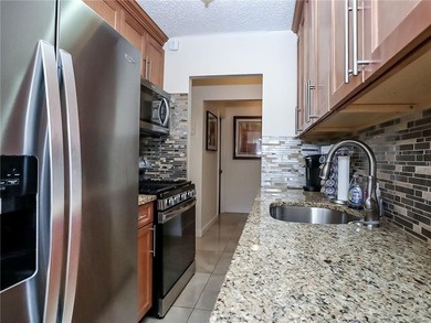Welcome to this move-in-ready 2 bedroom co-op, conveniently - photo 10