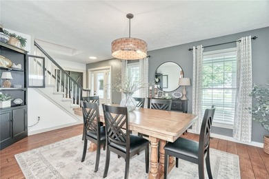 STYLE. SPACE. SERIOUS ENTERTAINING... inside & out! This isn't a - photo 4