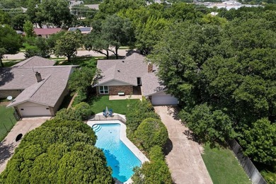 Rarely does a home combine this much flexibility, location, and - photo 2
