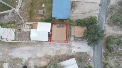 AFFORDABLE EFFICIENCY HOME JUST STEPS AWAY FROM LAKE CORPUS - photo 15