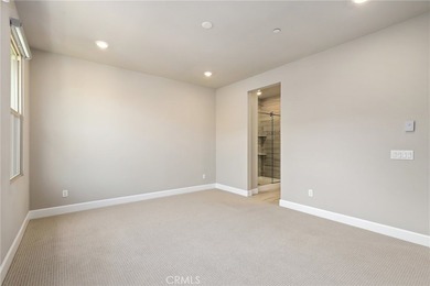 Beautifully designed 4-bedroom, 3-bathroom condo offering - photo 23