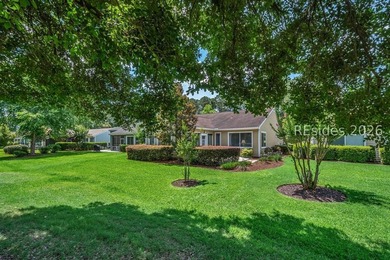 Welcome home to this charming custom floorplan, ideally situated - photo 25