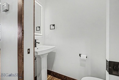 Brand New Custom Construction on 2.72 private acres in Canyon - photo 26