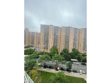 Trump Village - Section 4

Updated one-bedroom apartment