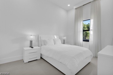 Welcome to a one-of-a-kind modern luxury residence where - photo 36