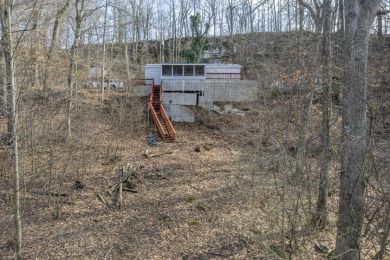 Waterfront home with a dock in Fentress Hideout! - photo 25