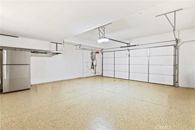 Beautifully designed 4-bedroom, 3-bathroom condo offering - photo 43
