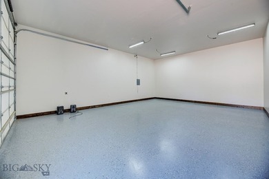 Brand New Custom Construction on 2.72 private acres in Canyon - photo 45