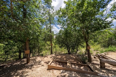 Discover the perfect opportunity to own a versatile property - photo 5