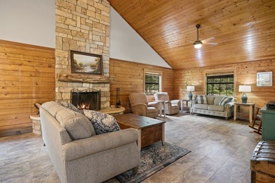 Well-appointed and full of rustic elegance, this beautiful log - photo 4