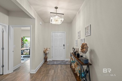 Gold Fortified, Beautiful and Well maintained residence in - photo 3