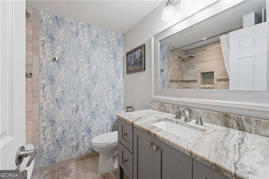 Beautifully renovated and move-in ready Roswell home, featuring - photo 23