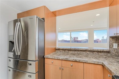Welcome to this exceptional penthouse condo located at 2072 - photo 4