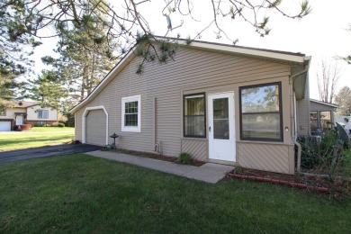 Lake Condo For Sale in Portage, Wisconsin