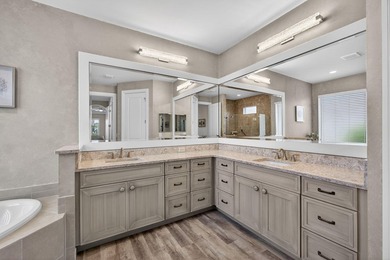 GORGEOUS golf views within Jupiter Country Club! Ideally set on - photo 40