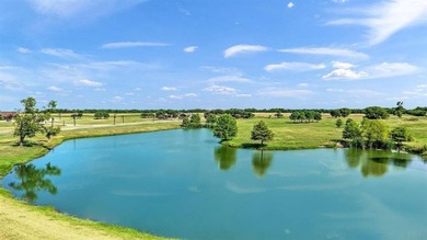 Tucked away on a quiet cul-de-sac, this spacious 0.30 acre - photo 5