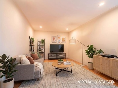 Forest Hills living at its finest. This bright one-bedroom - photo 5