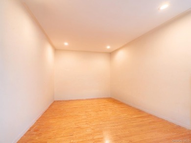 Forest Hills living at its finest. This bright one-bedroom - photo 6