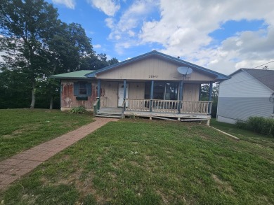 Lake Home For Sale in Eagle Rock, Missouri