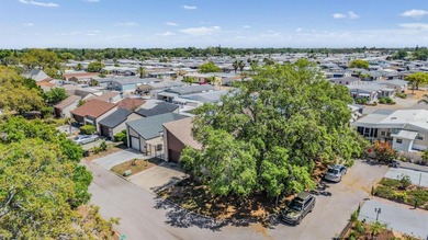 Don't miss your opportunity to own this beautifully remodeled - photo 3