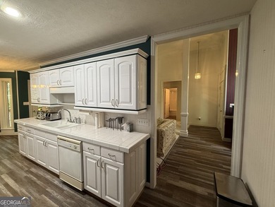 Ultimate Privacy Meets Classic Comfort Escape the hustle and - photo 8