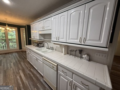 Ultimate Privacy Meets Classic Comfort Escape the hustle and - photo 9