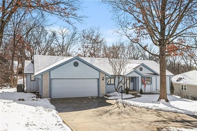 Weatherby Lake Home For Sale in Weatherby Lake Missouri