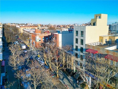 This versatile 1,476 sqft office at 58th St & 6th Ave, currently - photo 7