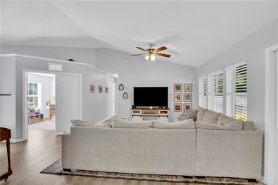 This move-in-ready home offers 3 bedrooms, 2 bathrooms, plus a - photo 7