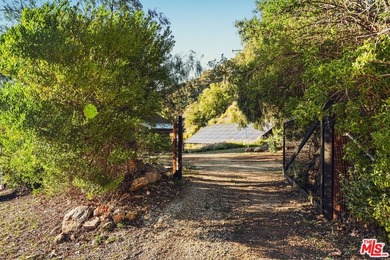 A rare Malibu sanctuary offering the best of both worlds-the - photo 22