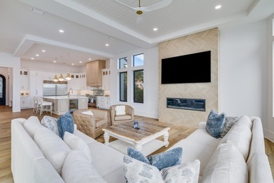 A Modern Waterfront Masterpiece in Destin's Crown Jewel - - photo 42
