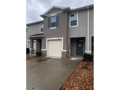 Little Lake Harris Townhome/Townhouse For Sale in Howey IN The Hills Florida