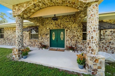 Rare 4-acre fully fenced private estate offering unmatched - photo 2