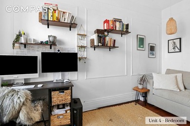 DELIVERED VACANT! 4-STORY BROWNSTONE ORIGINAL DETAILS A rare ~3 - photo 3