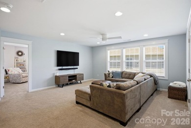 Welcome home to this beautifully upgraded 4-bedroom, 3-bathroom - photo 21