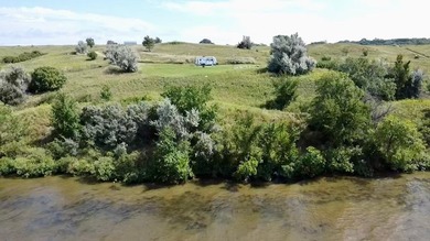 This is a gorgeous 1.38 acre lot on Big Stone Lake. Secluded - photo 5